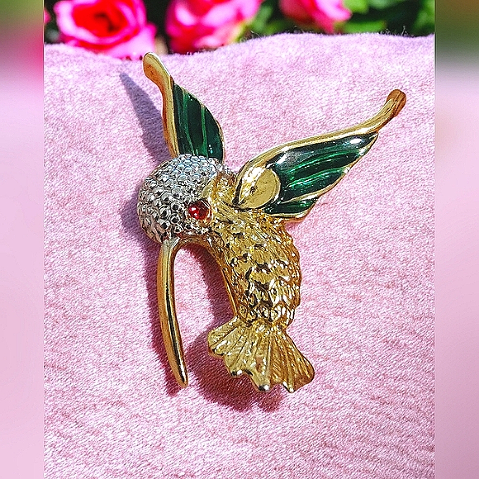 Vintage Marvella Gold Tone Hummingbird Brooch Pin Signed